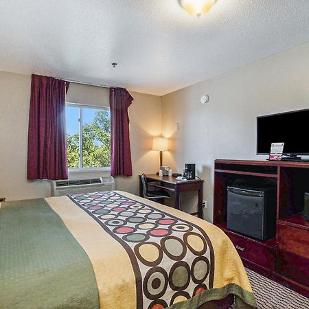 Super 8 By Wyndham Mt. Pleasant Hotel Mount Pleasant Exterior foto