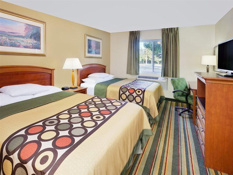 Super 8 By Wyndham Mt. Pleasant Hotel Mount Pleasant Exterior foto